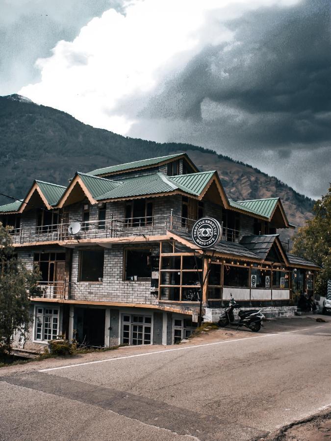 Throttle Shrottle Moto Hostel Manali  Exterior photo